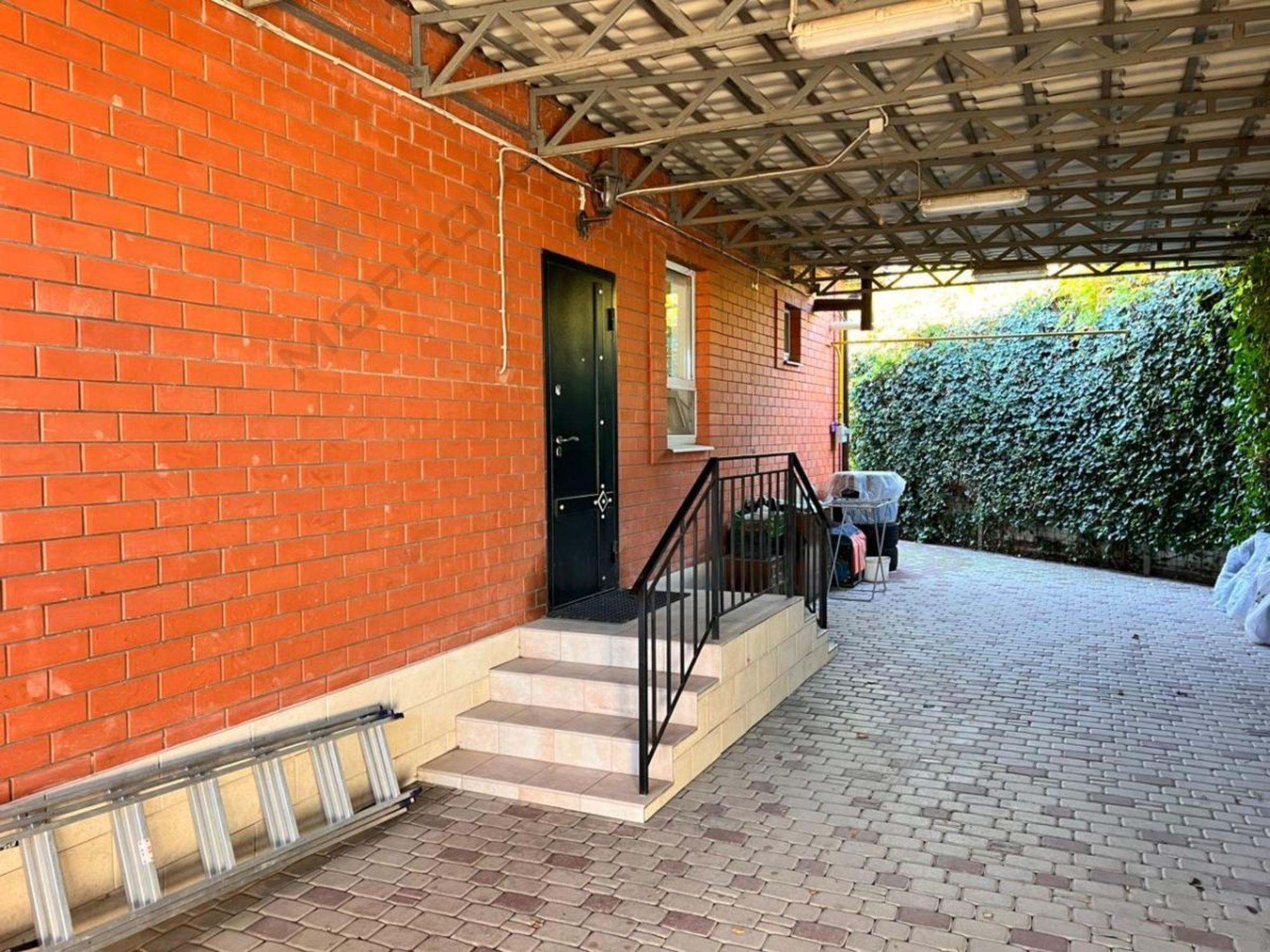 Купить дачу, дом, коттедж за 15 800 000 рублей на Красноармейский пер, 99