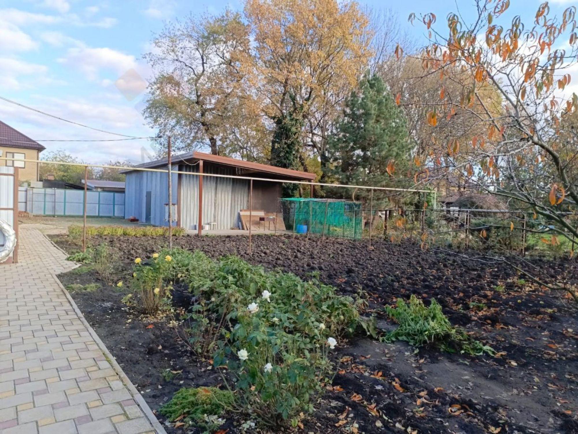 Купить дачу, дом, коттедж за 12 000 000 рублей на Краснодарская ул, 47