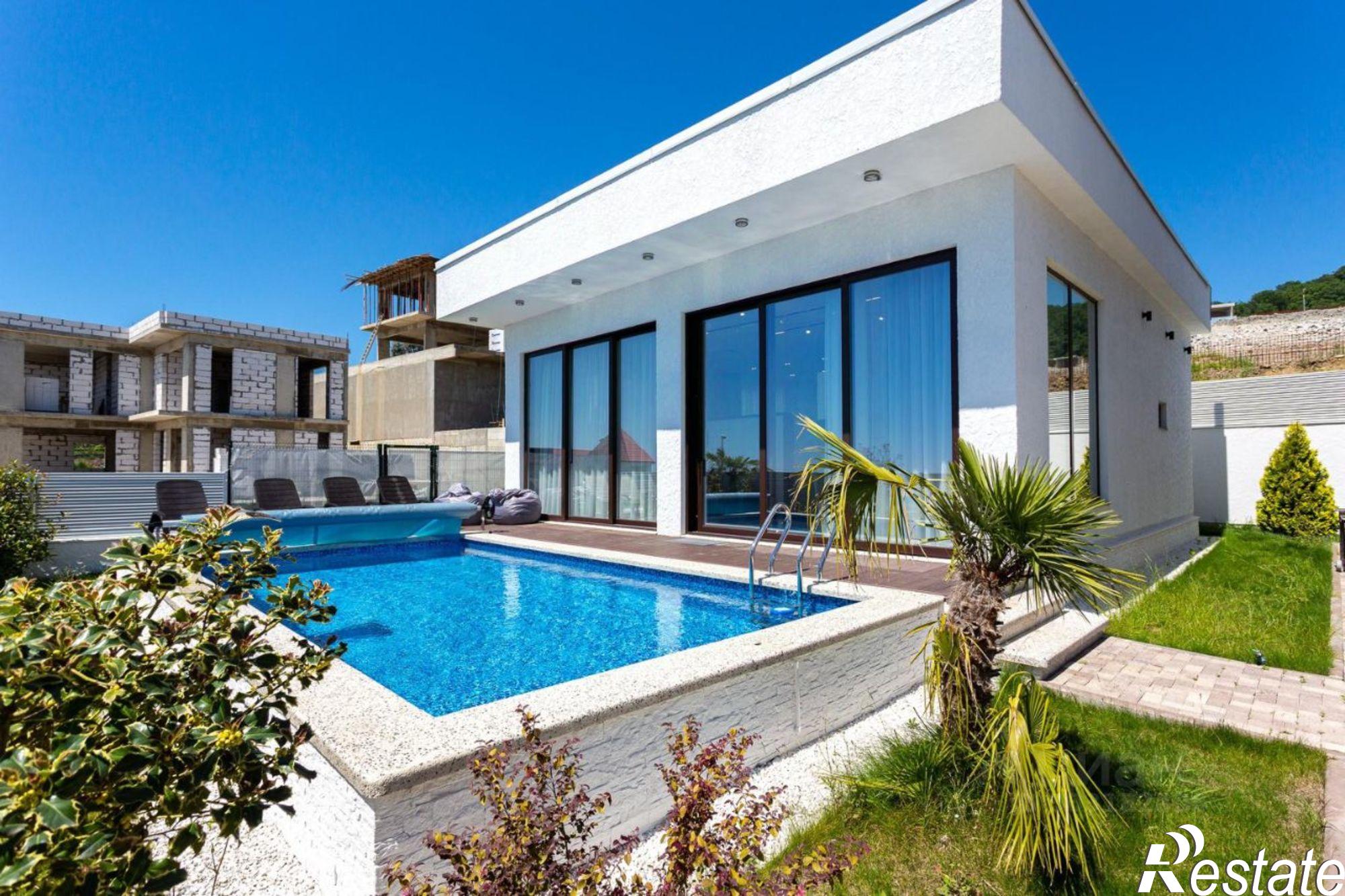 Сдать дачу, дом, коттедж за 350 000 рублей на Сочи