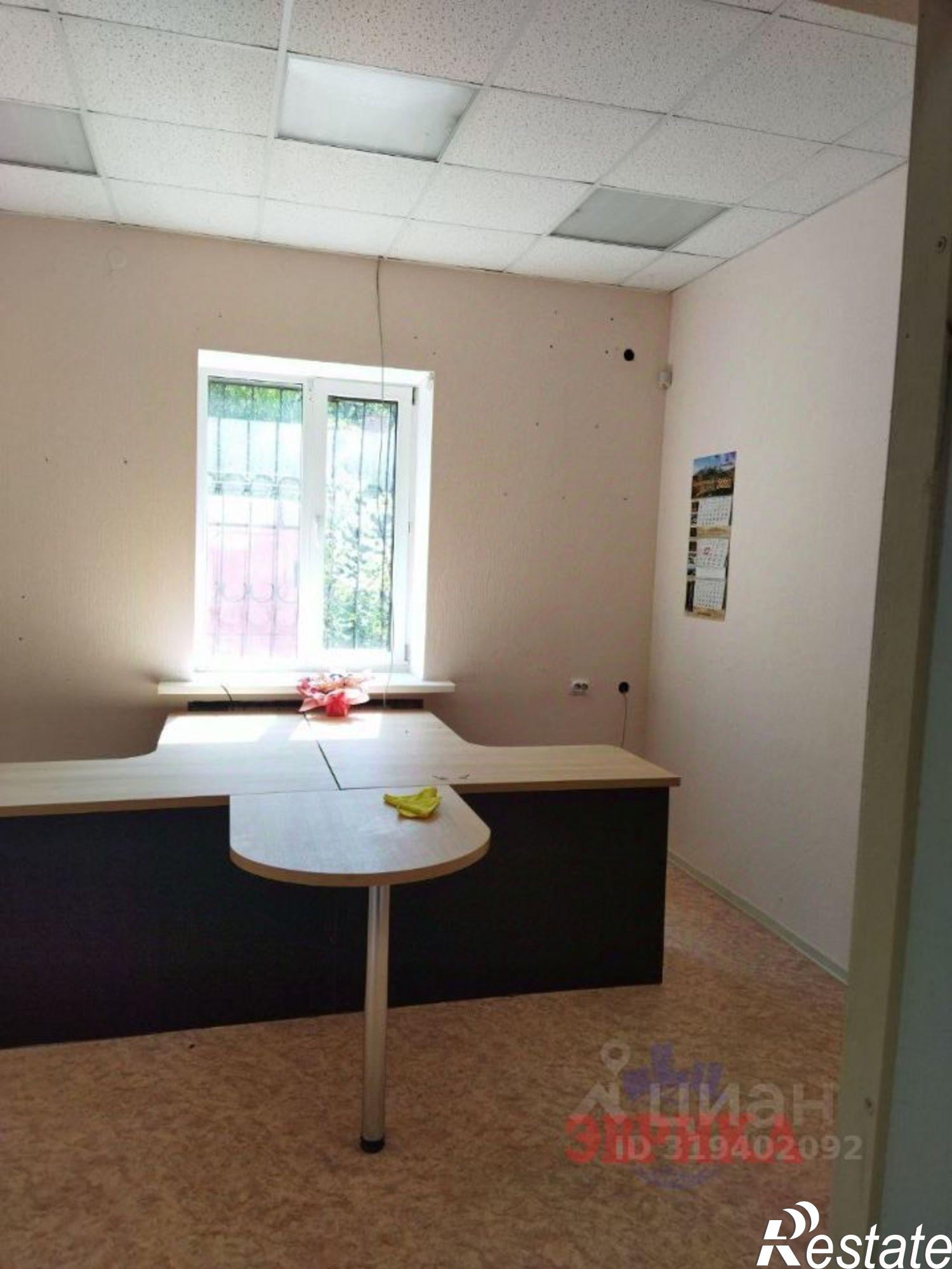 Сдать ОСЗ, отдельно стоящее здание за 7 500 рублей на Крымск, ул. Маршала Гречко