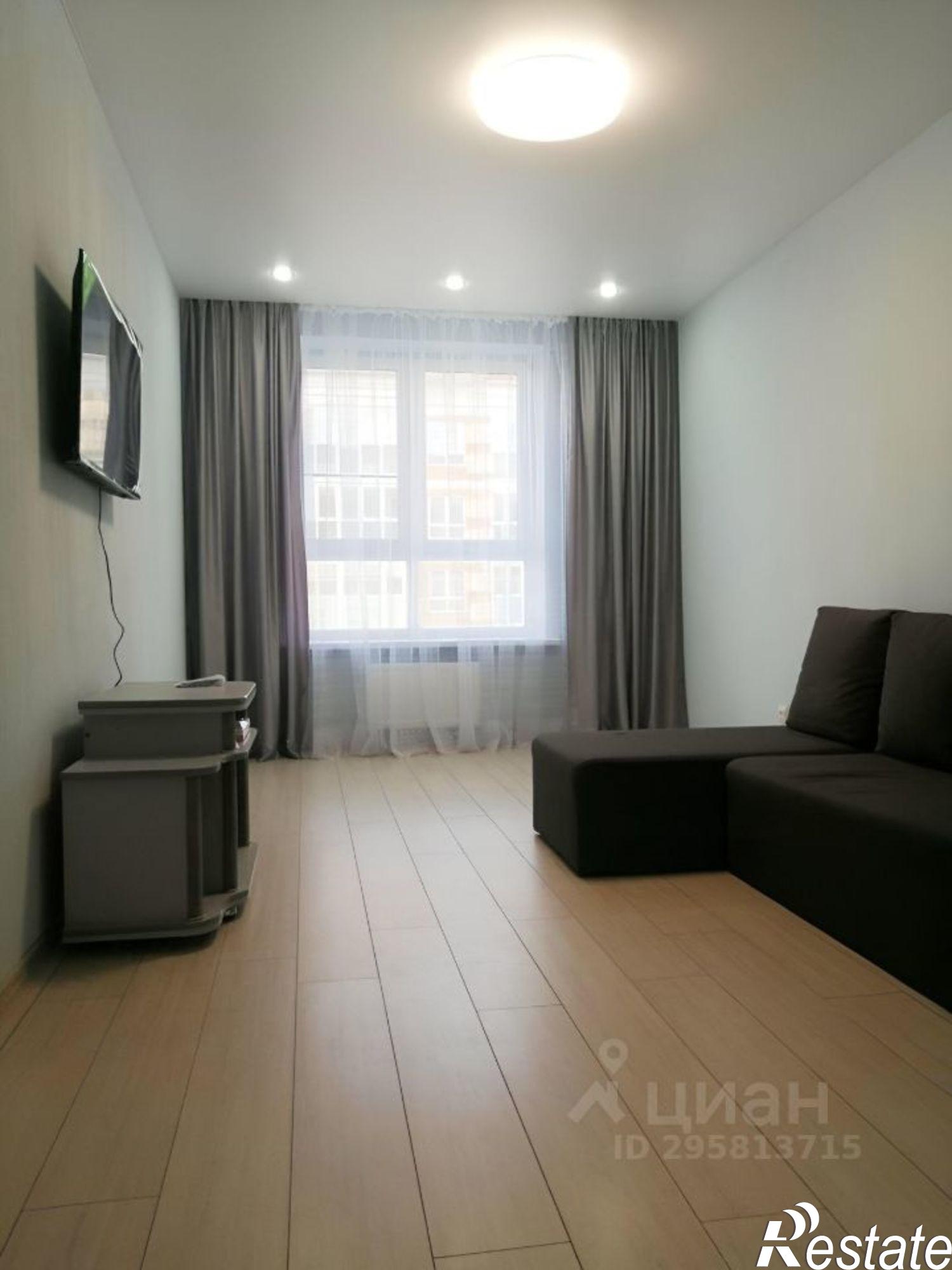 Сдать квартиру за 35 000 рублей на Красная улица, 162/2 к2