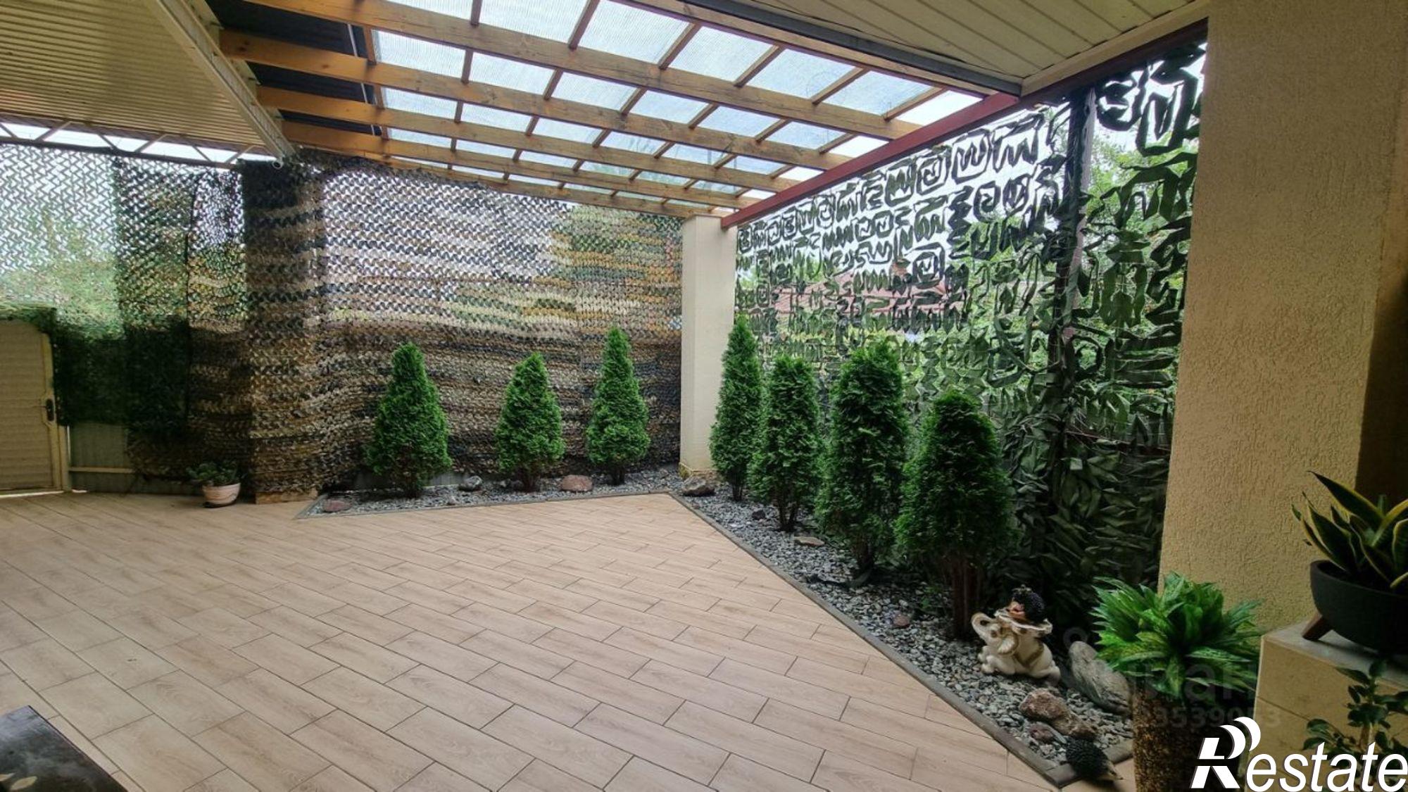 Купить дачу, дом, коттедж за 20 950 000 рублей на Кореновск, Красная улица