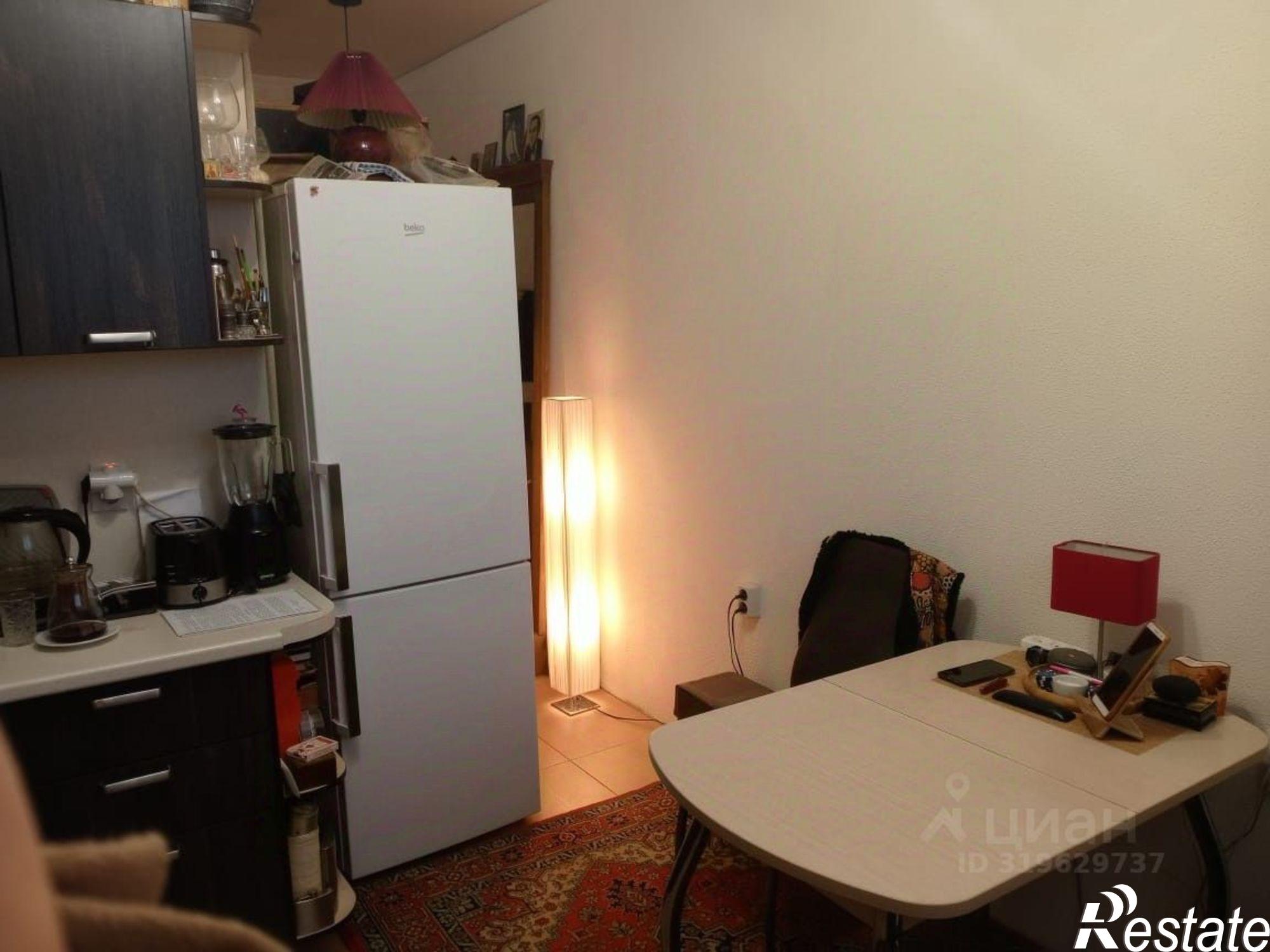 Купить квартиру за 2 600 000 рублей на Ейский район, Ейск г., Ейский