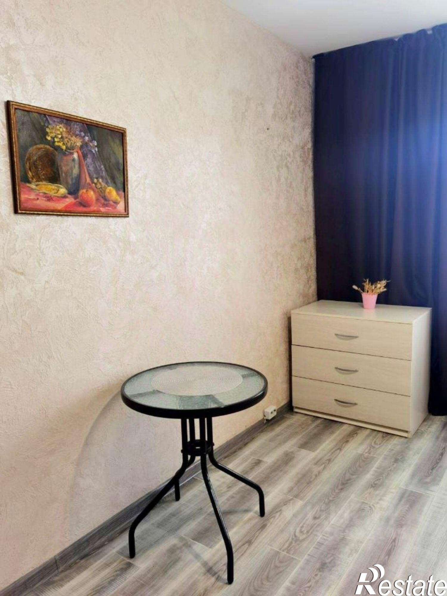 Купить комнату за 1 100 000 рублей на улица Орджоникидзе, 2 к2