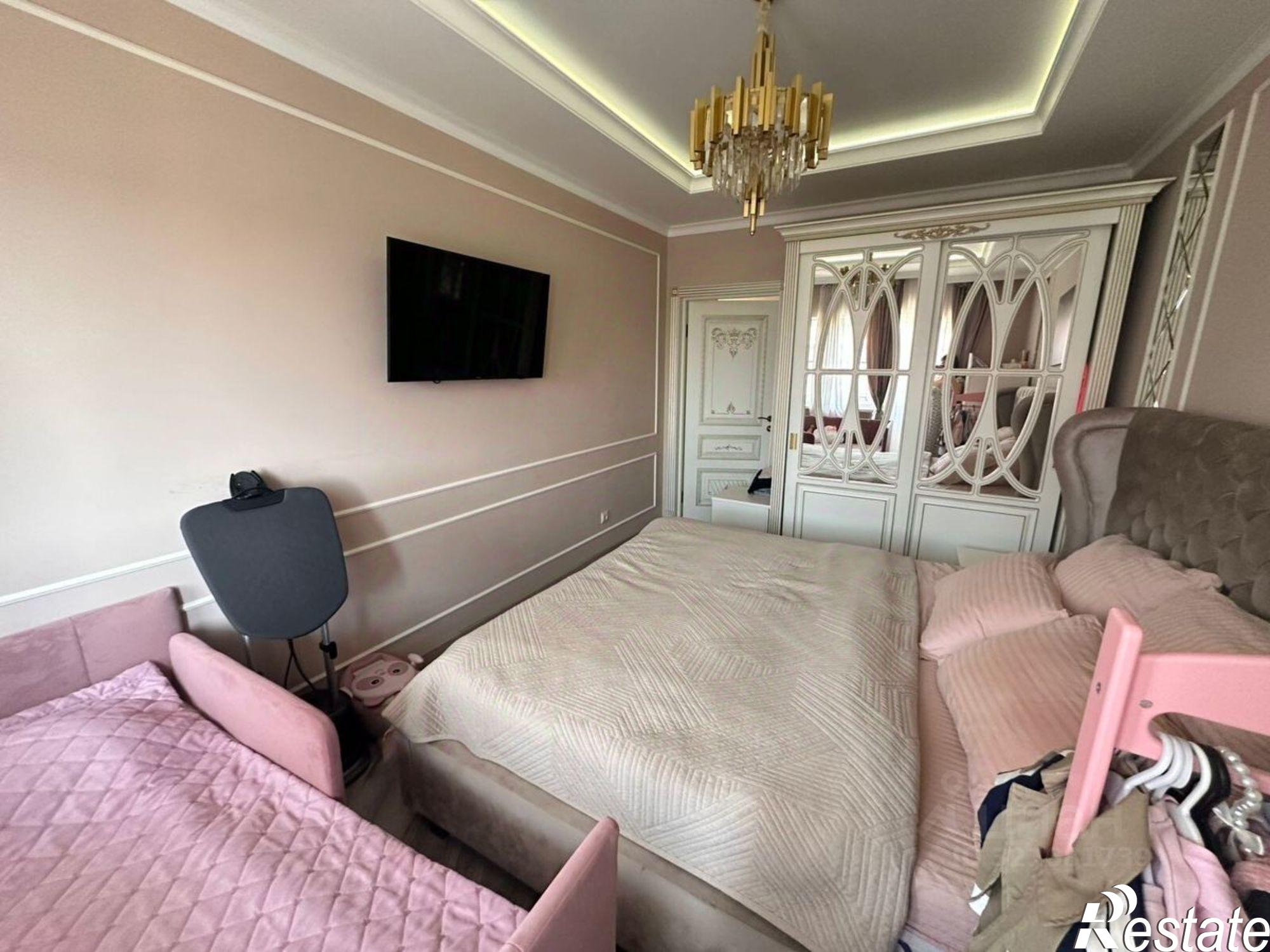 Купить квартиру за 10 200 000 рублей на улица Ткачёва, 2