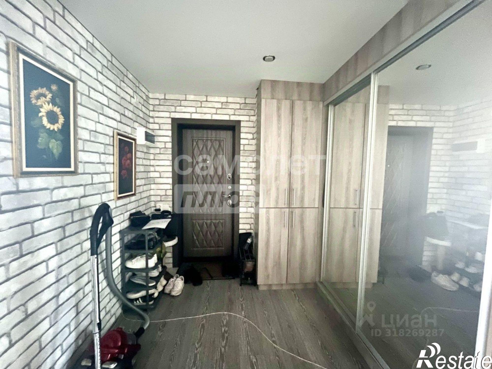 Купить квартиру за 4 700 000 рублей на Азовская улица, 82