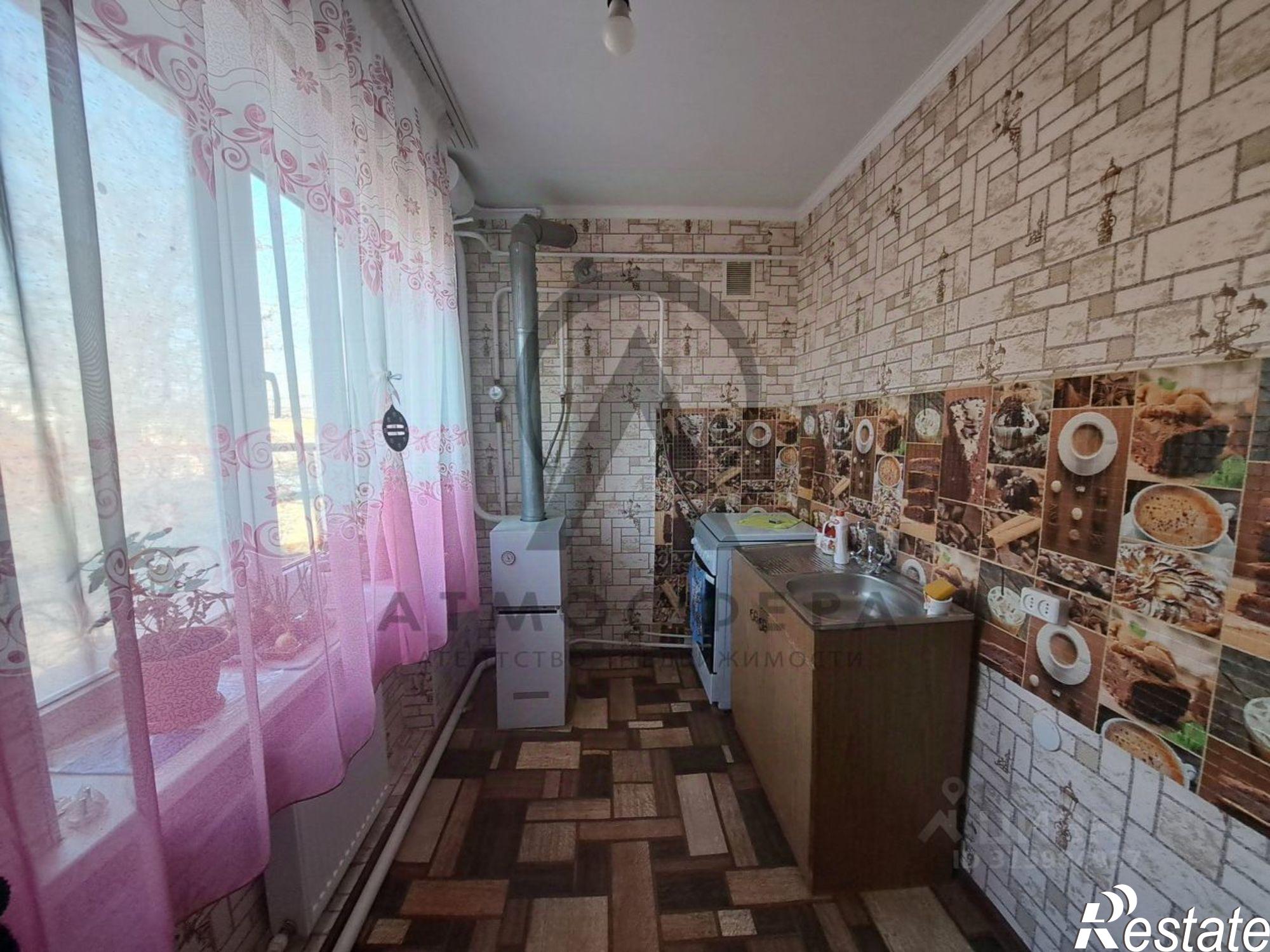 Купить квартиру за 2 400 000 рублей на Апшеронский район, Апшеронск г.