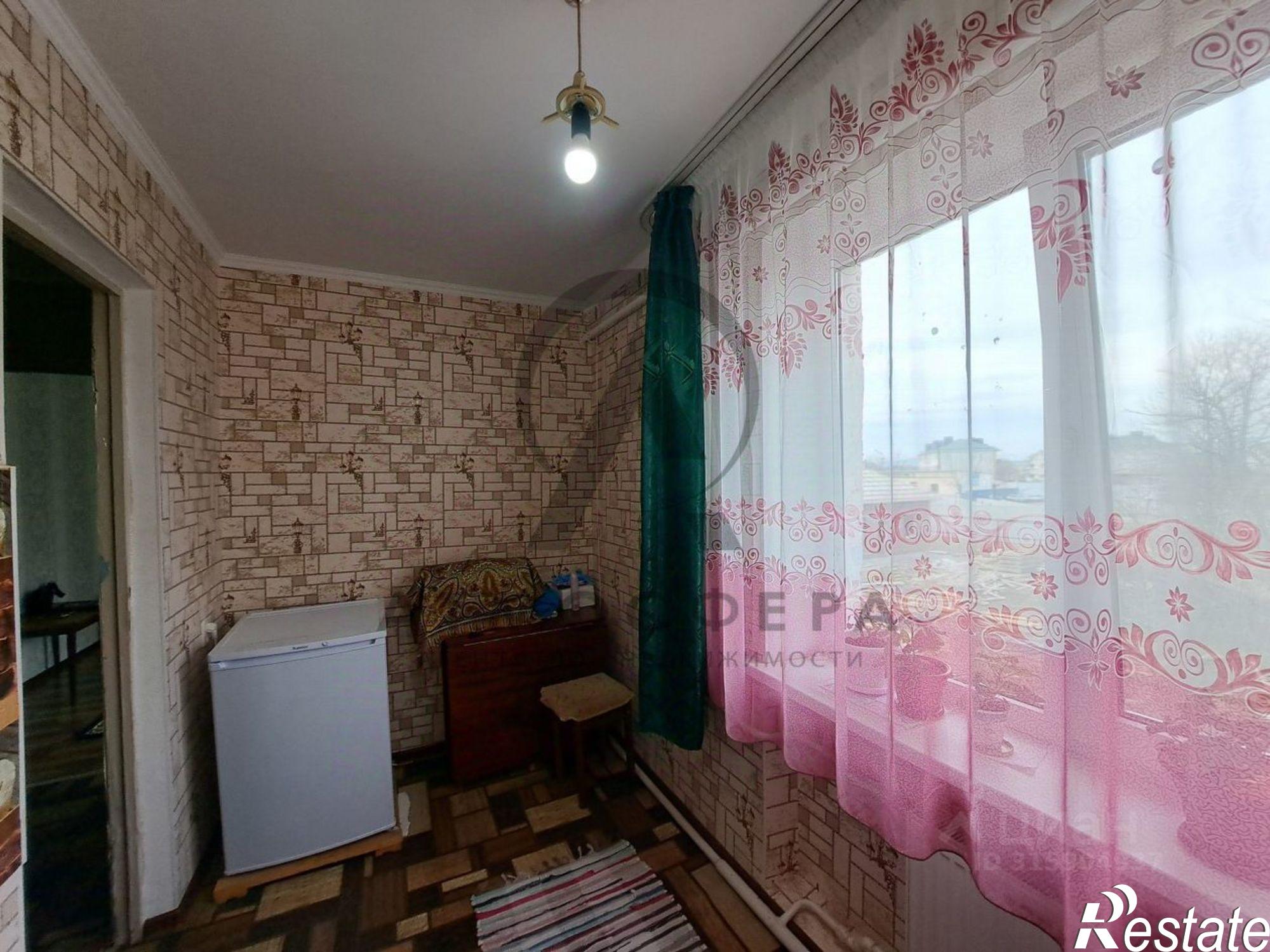 Купить квартиру за 2 400 000 рублей на Апшеронский район, Апшеронск г.