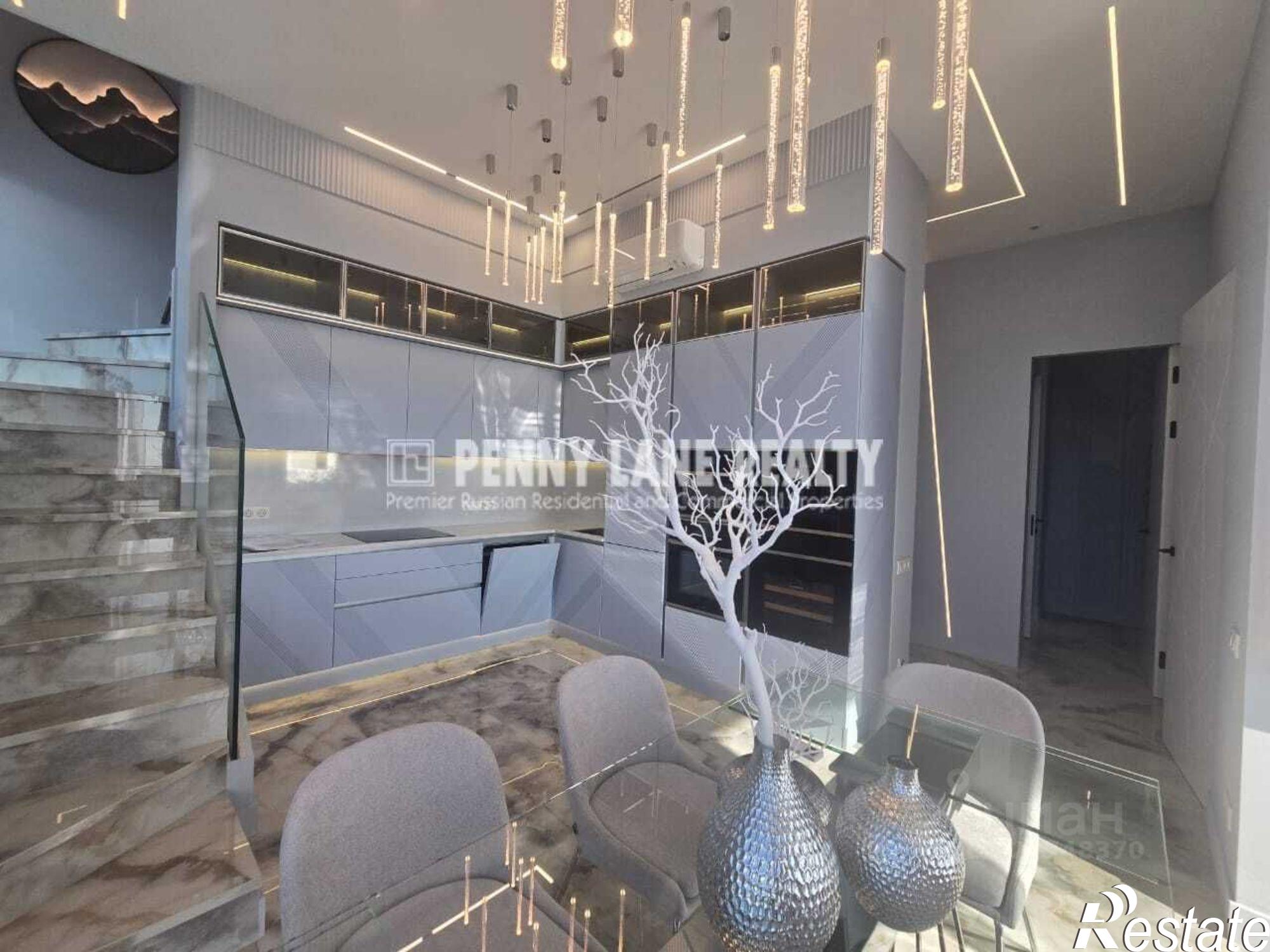 Купить квартиру за 220 000 000 рублей на бульвар Надежд, 4