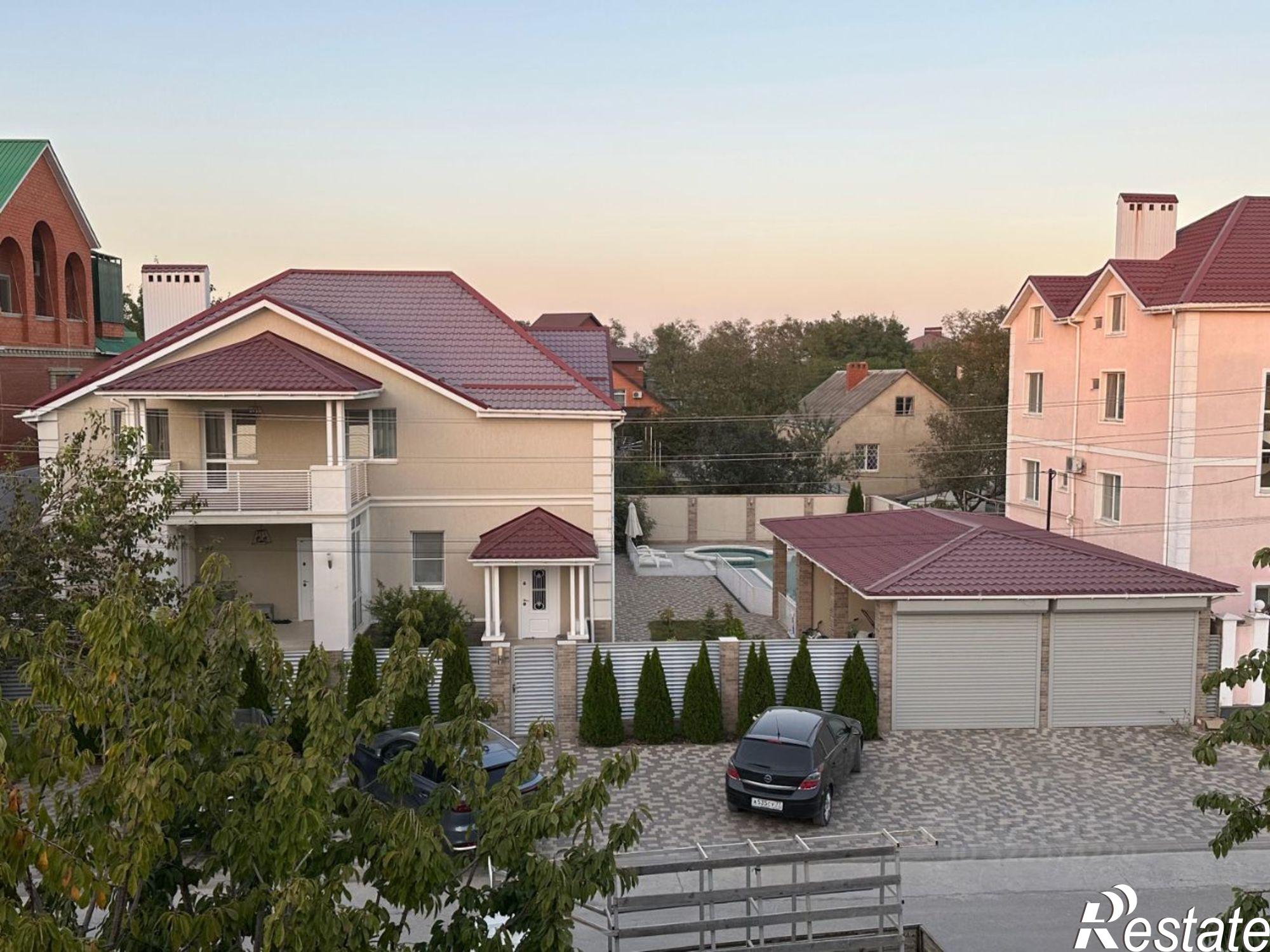 Купить дачу, дом, коттедж за 55 500 000 рублей на Интернациональная улица, 33