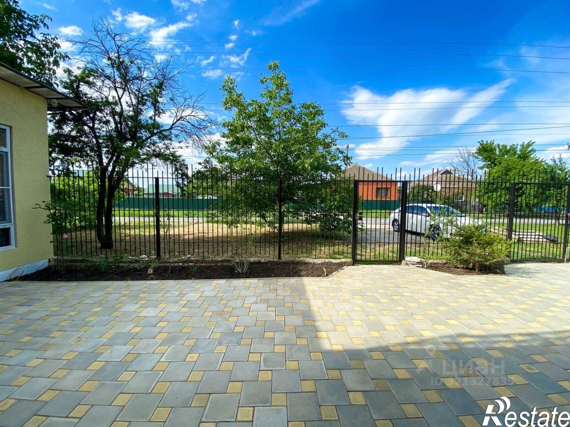 Купить дачу, дом, коттедж за 8 300 000 рублей на Абинск, улица Победы