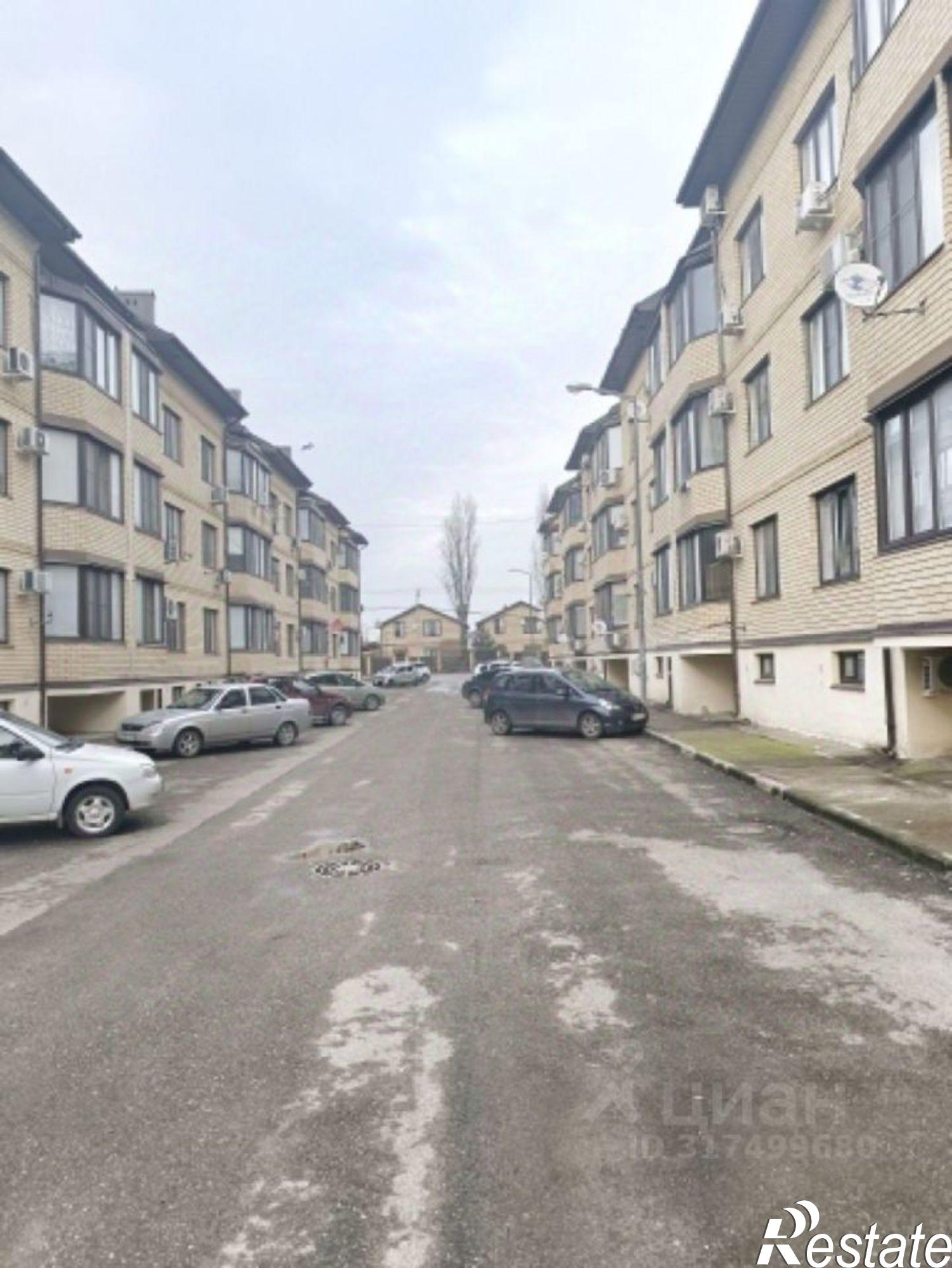 Купить квартиру за 2 900 000 рублей на Знаменский п., Первомайская ул.