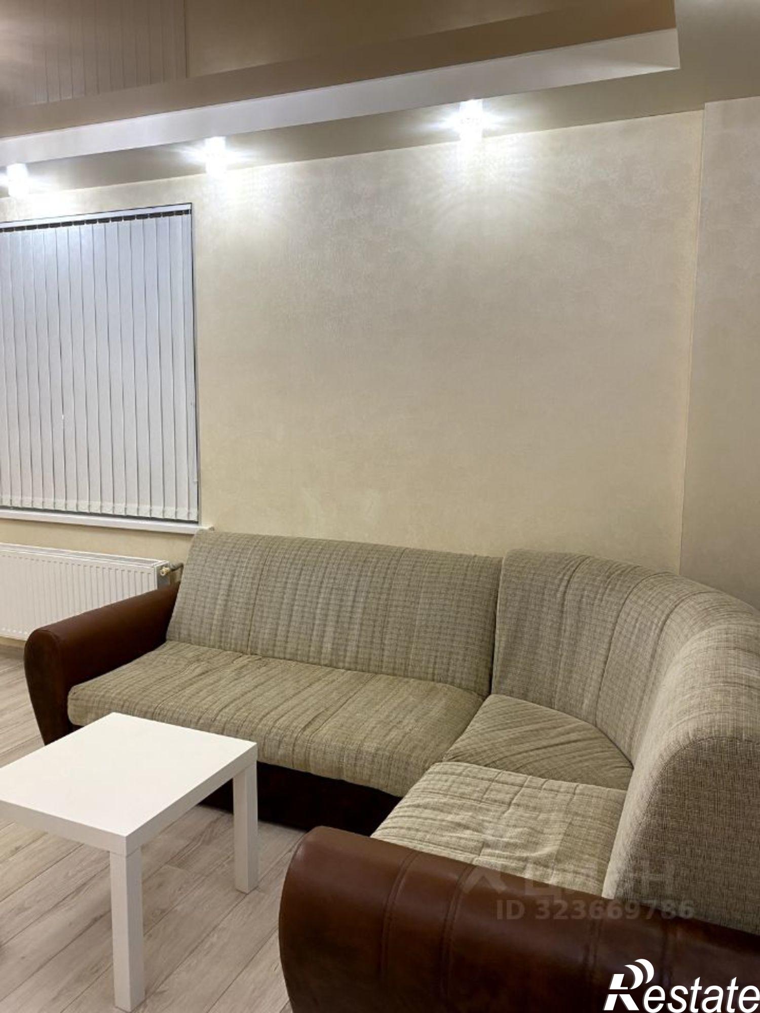 Купить квартиру за 9 000 000 рублей на улица Орджоникидзе, 51А