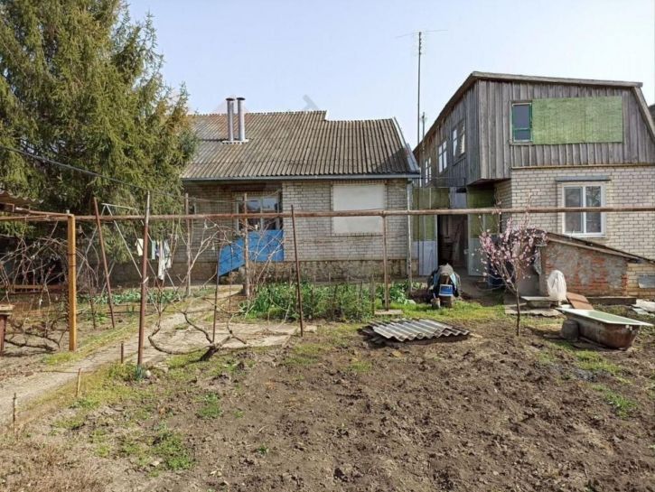 Коттедж/дом 2-я Гвардейская ул, 13