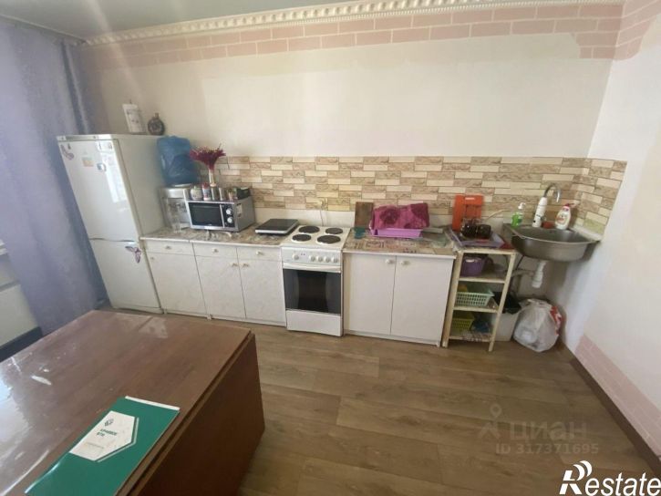 2-комн квартира улица 50 лет Октября, 98,  д. 98