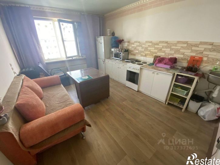 2-комн квартира улица 50 лет Октября, 98,  д. 98