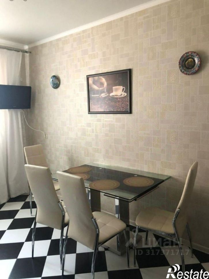 4-комн квартира улица Пушкина, 126,  д. 126