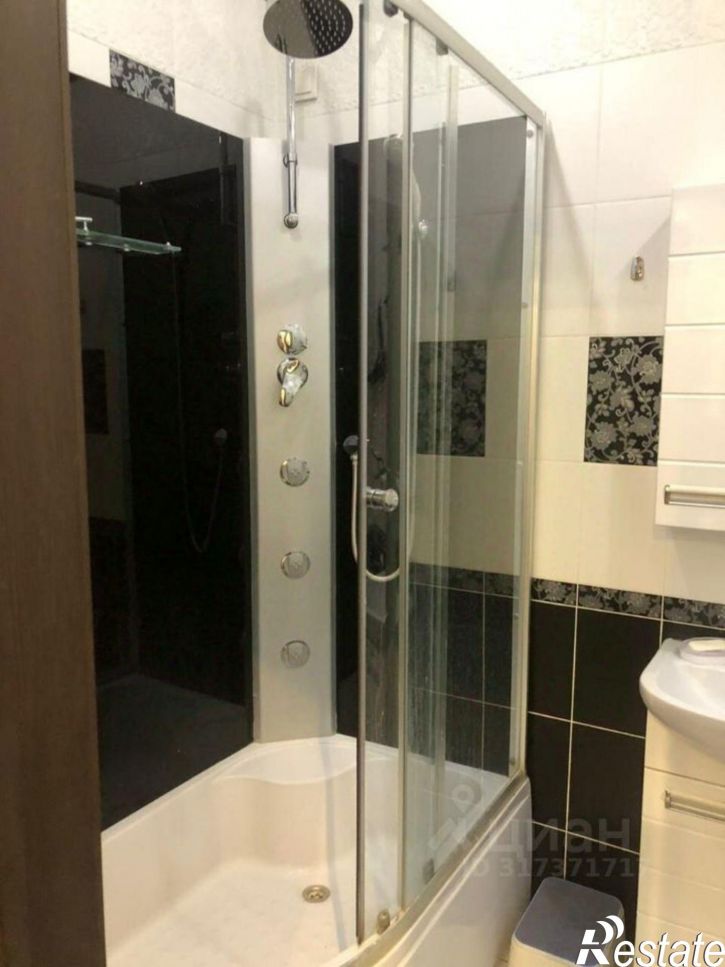 4-комн квартира улица Пушкина, 126,  д. 126