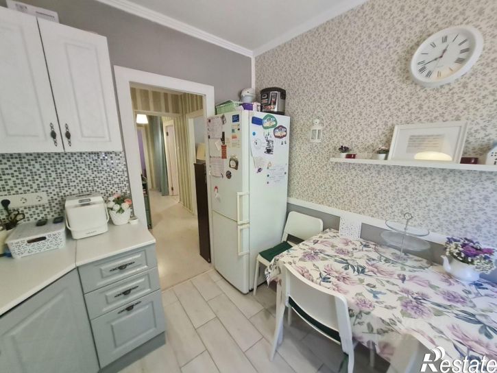 3-комн квартира улица 50 лет Октября, 32,  д. 32