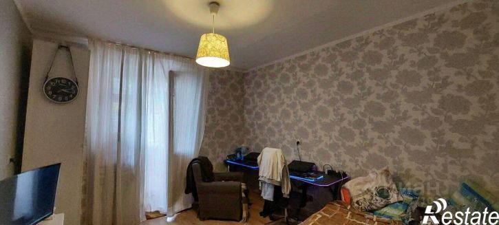 4-комн квартира улица 50 лет Октября, 42,  д. 42