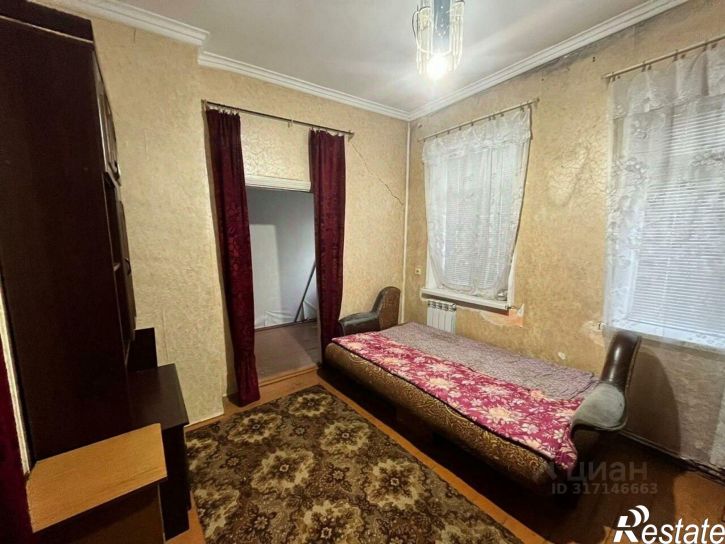 3-комн квартира улица Розы Люксембург, 1,  д. 1