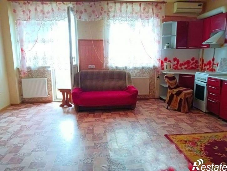 3-комн квартира Черноморская улица, 64,  д. 64