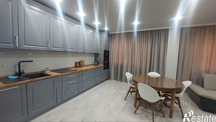 3-комн квартира улица 50 лет Октября, 46/1,  д. 46/1