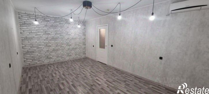 1-комн квартира улица 50 лет Октября, 98,  д. 98