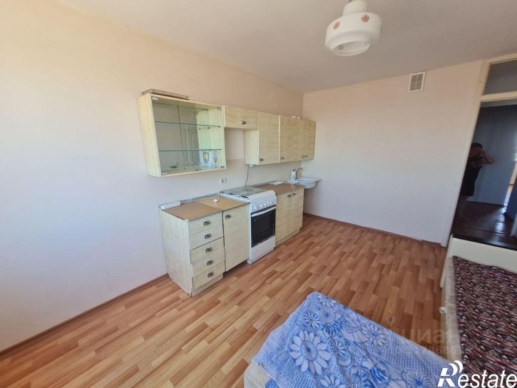 2-комн квартира улица 50 лет Октября, 98/6,  д. 98/6