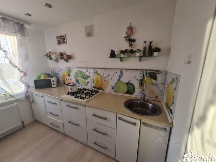 3-комн квартира улица Воронова, 1А,  д. 1А