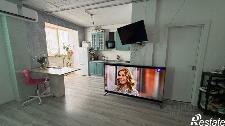 3-комн квартира улица 50 лет Октября, 46,  д. 46