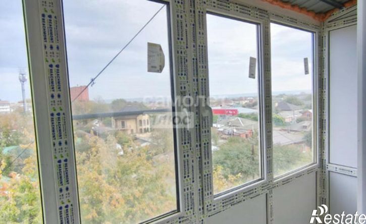 2-комн квартира Армавир, Майкопская улица, 264