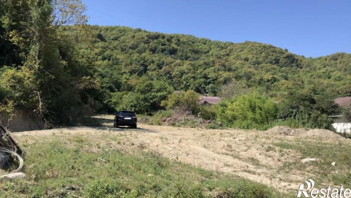 Земельный участок