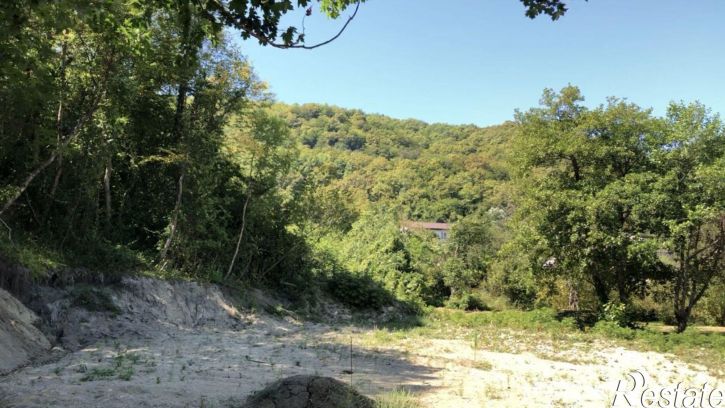 Земельный участок