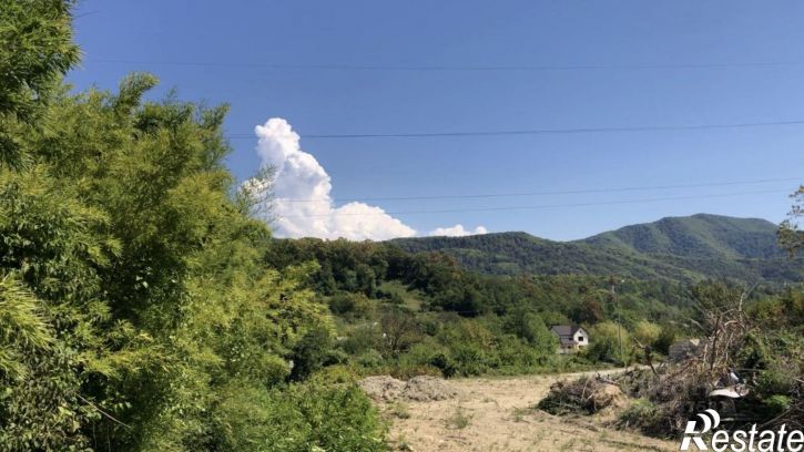 Земельный участок