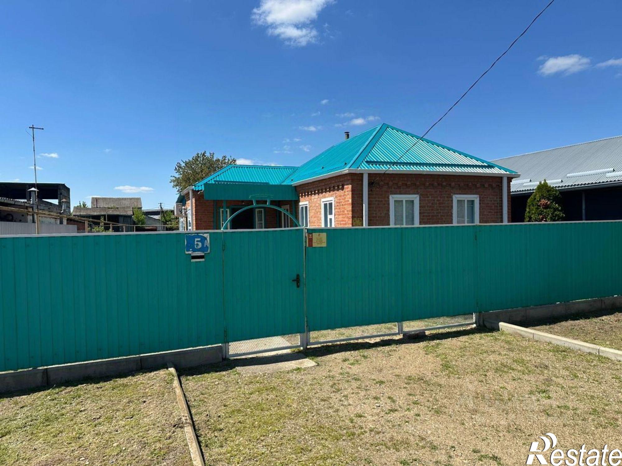 Купить дачу, дом, коттедж за 4 500 000 рублей на улица Мира, 5