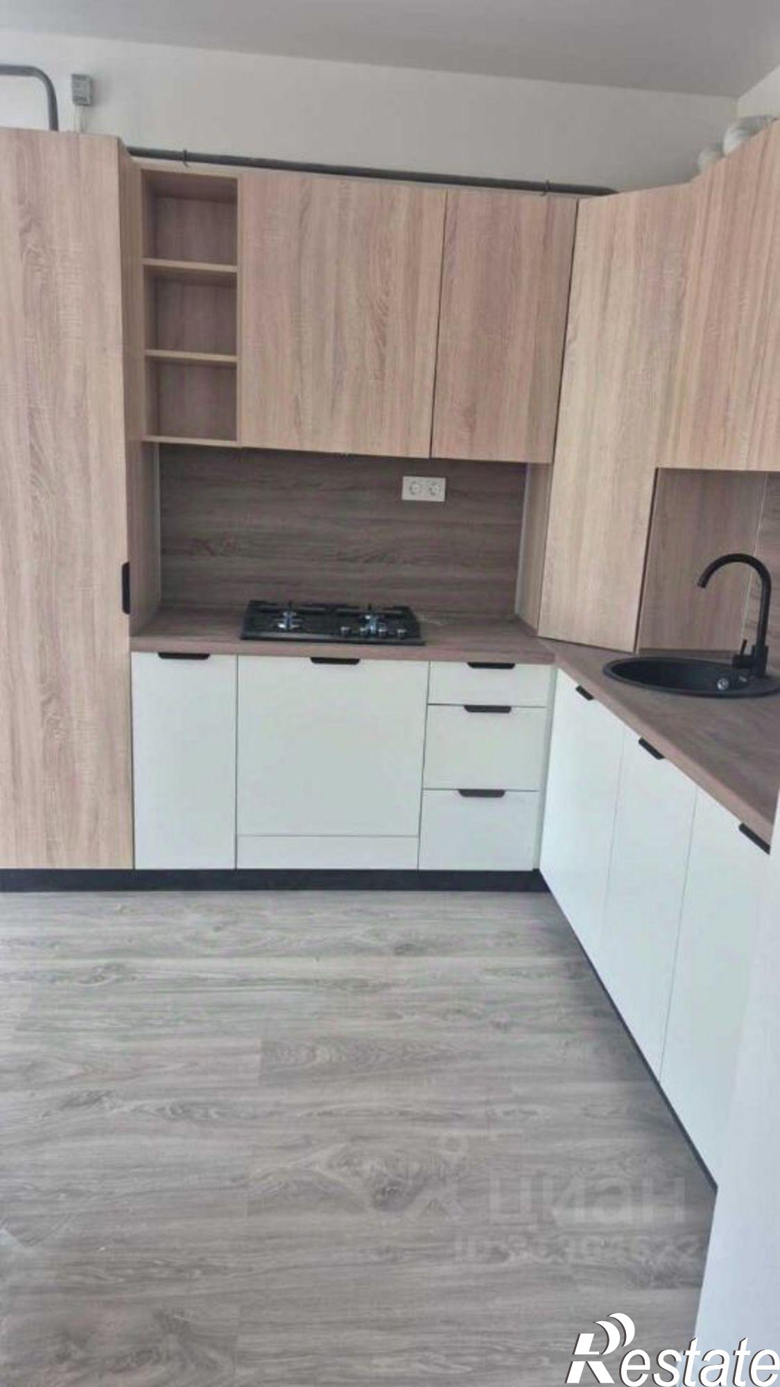 Купить квартиру за 6 450 000 рублей на Вячеслава Карпова, 12 к2