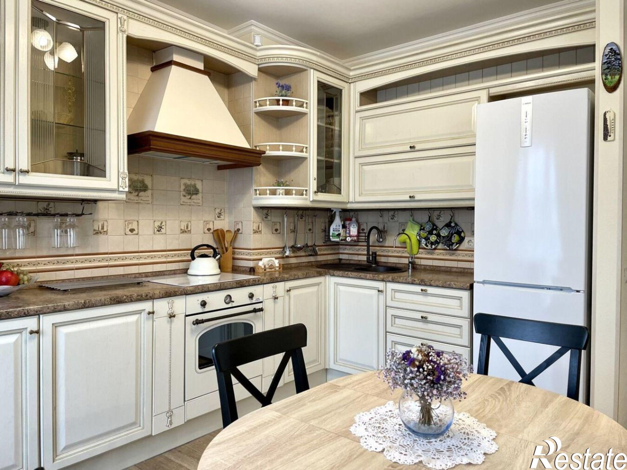 Купить квартиру за 13 000 000 рублей на улица Лукоморья, 2