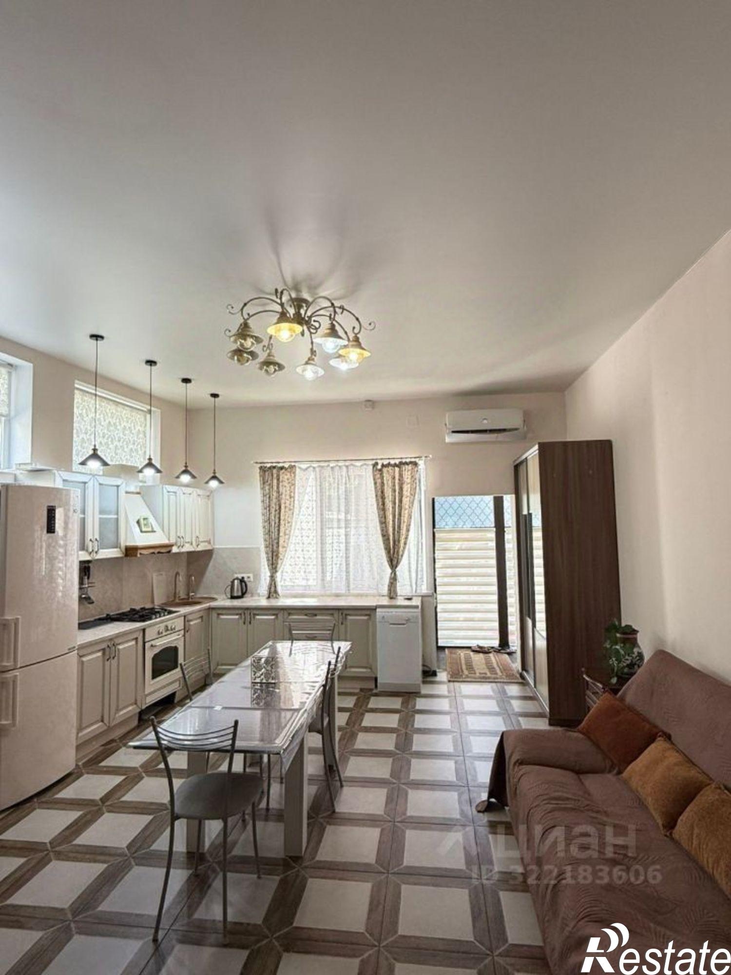 Сдать дачу, дом, коттедж за 145 000 рублей на Сочи, микрорайон Светлана