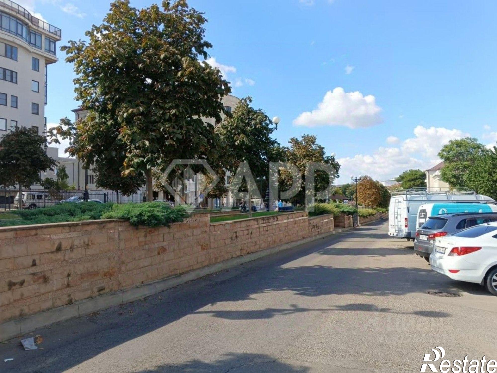 Сдать торговое помещение за 235 400 рублей на ул Победы, 16