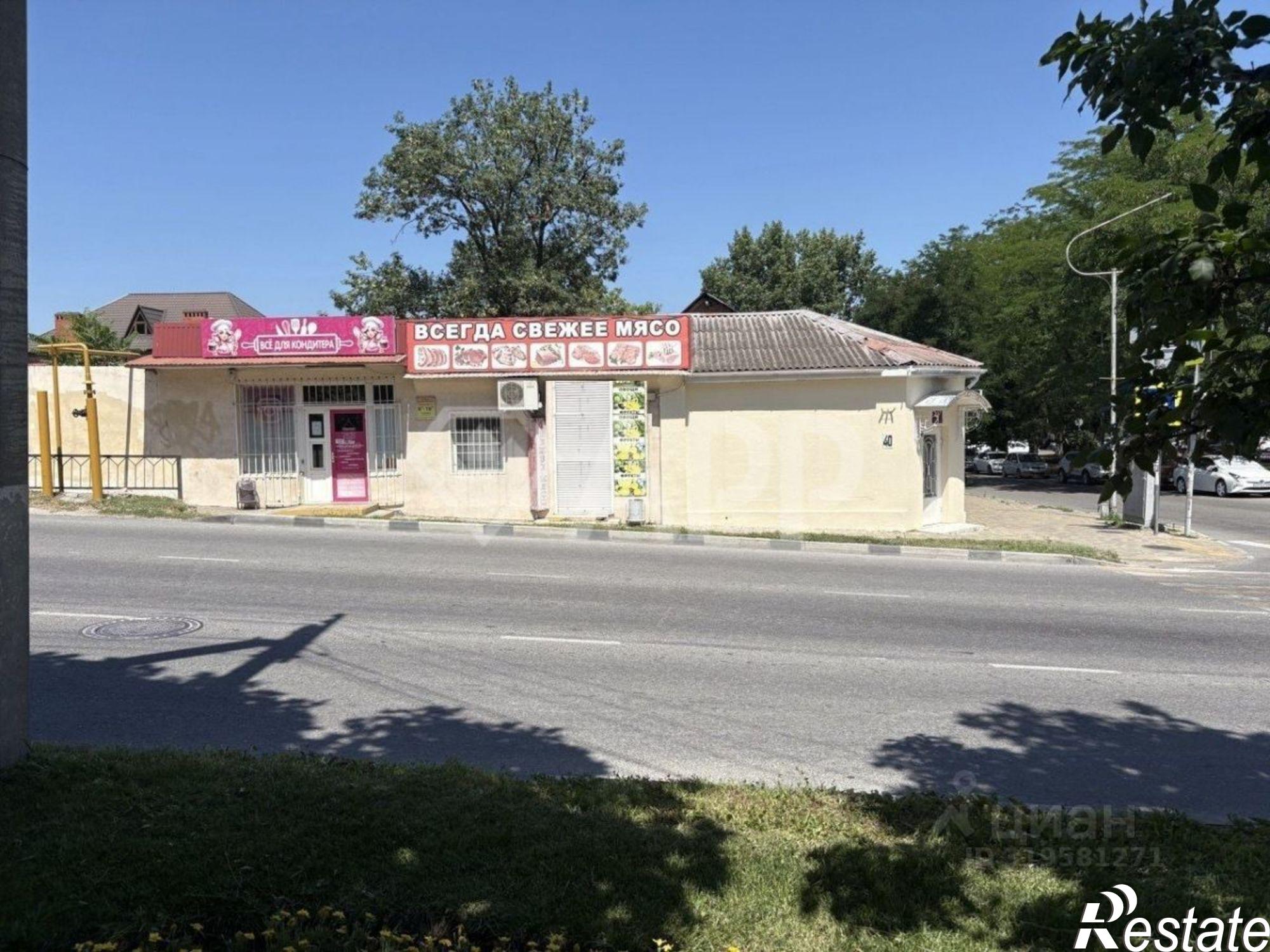 Сдать торговое помещение за 50 000 рублей на ул Энгельса, 40