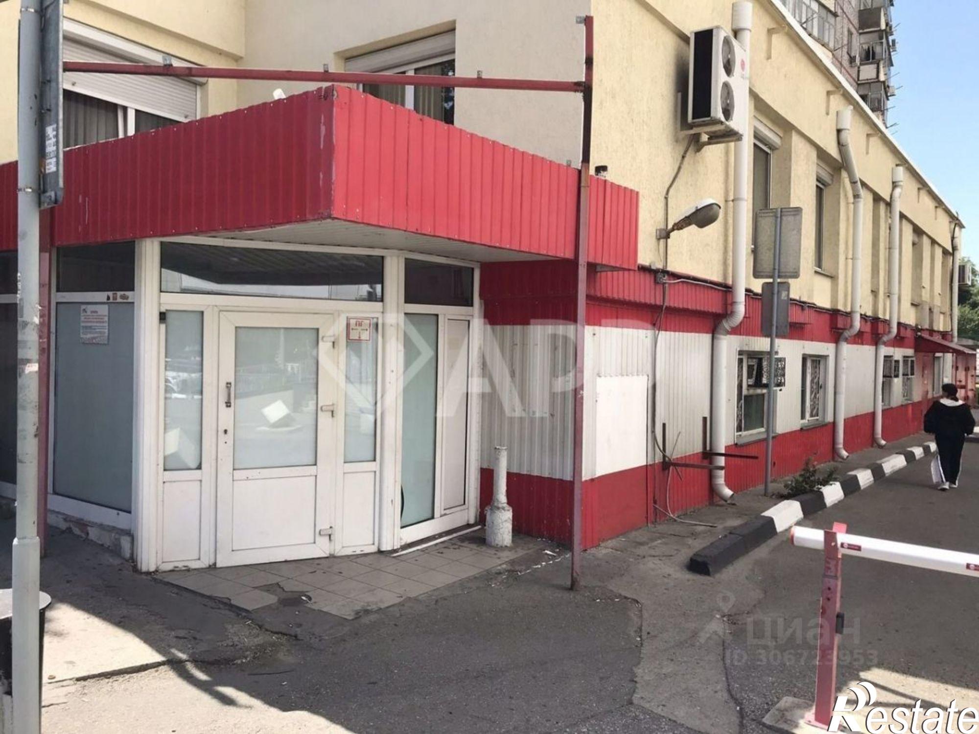 Сдать торговое помещение за 358 150 рублей на ул Кутузовская, 13