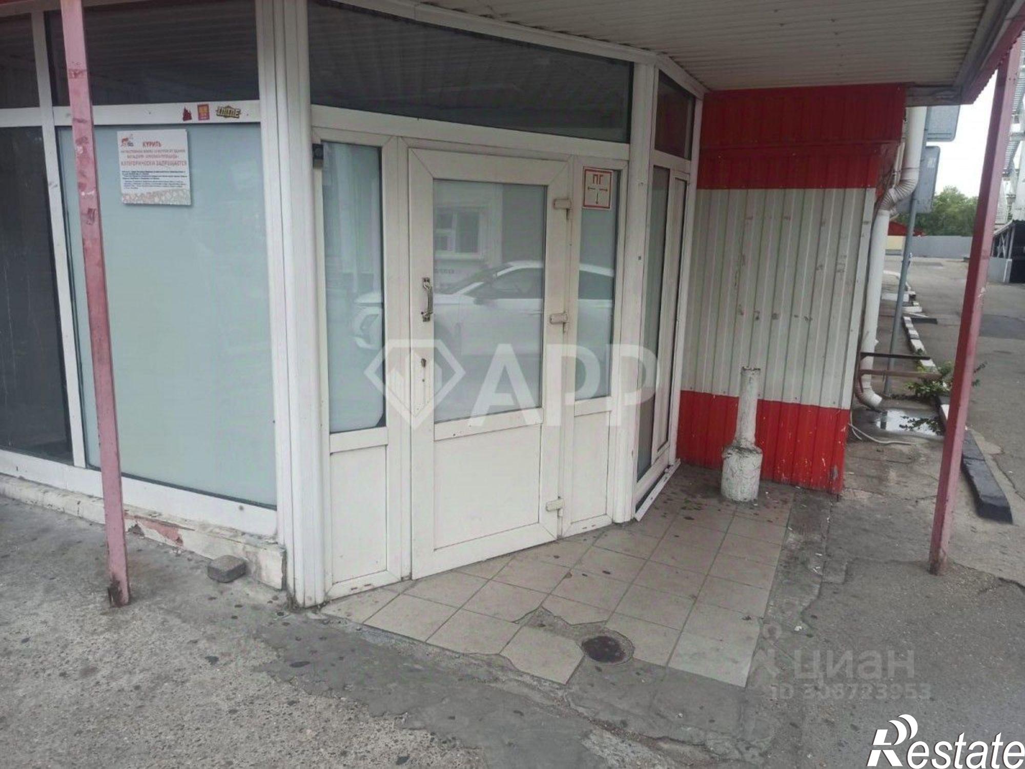 Сдать торговое помещение за 358 150 рублей на ул Кутузовская, 13