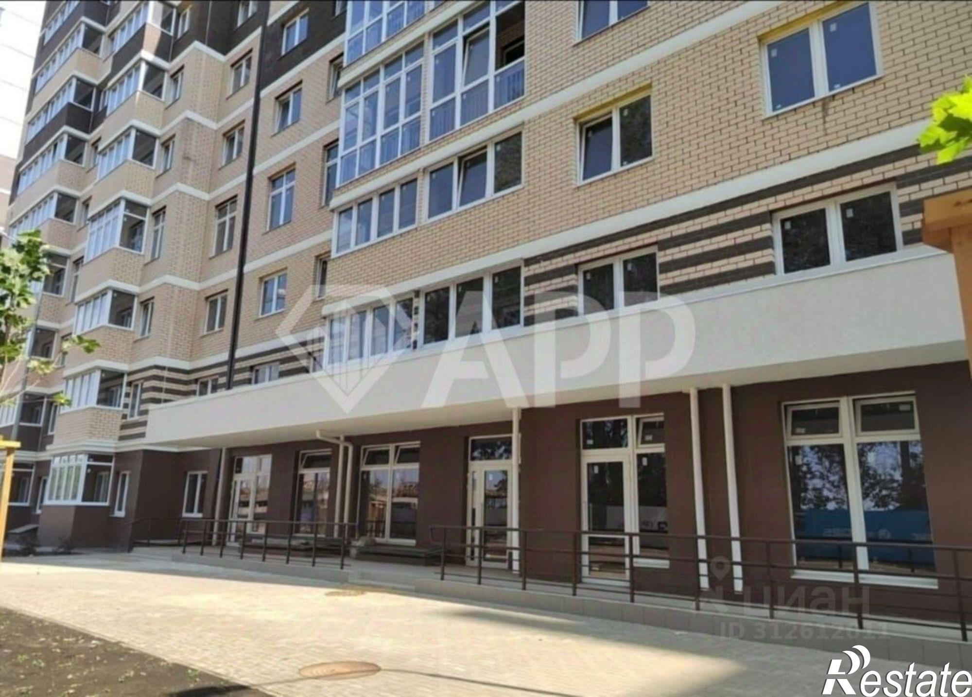 Сдать торговое помещение за 56 250 рублей на ул им. Мурата Ахеджака, 12