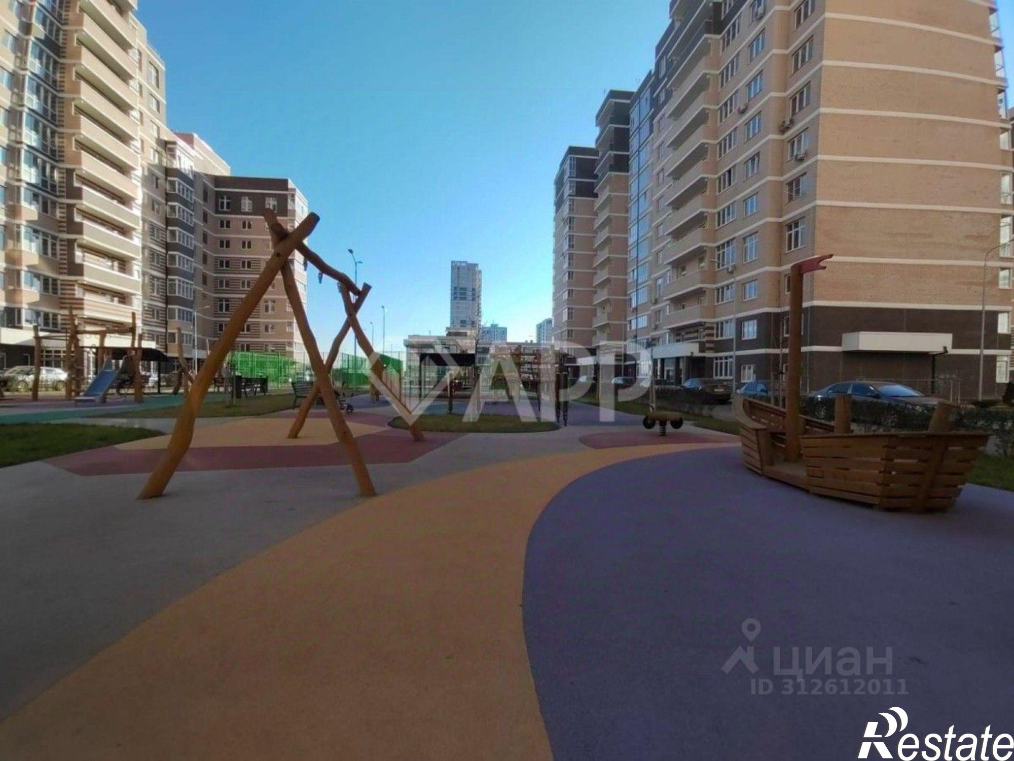 Сдать торговое помещение за 56 250 рублей на ул им. Мурата Ахеджака, 12