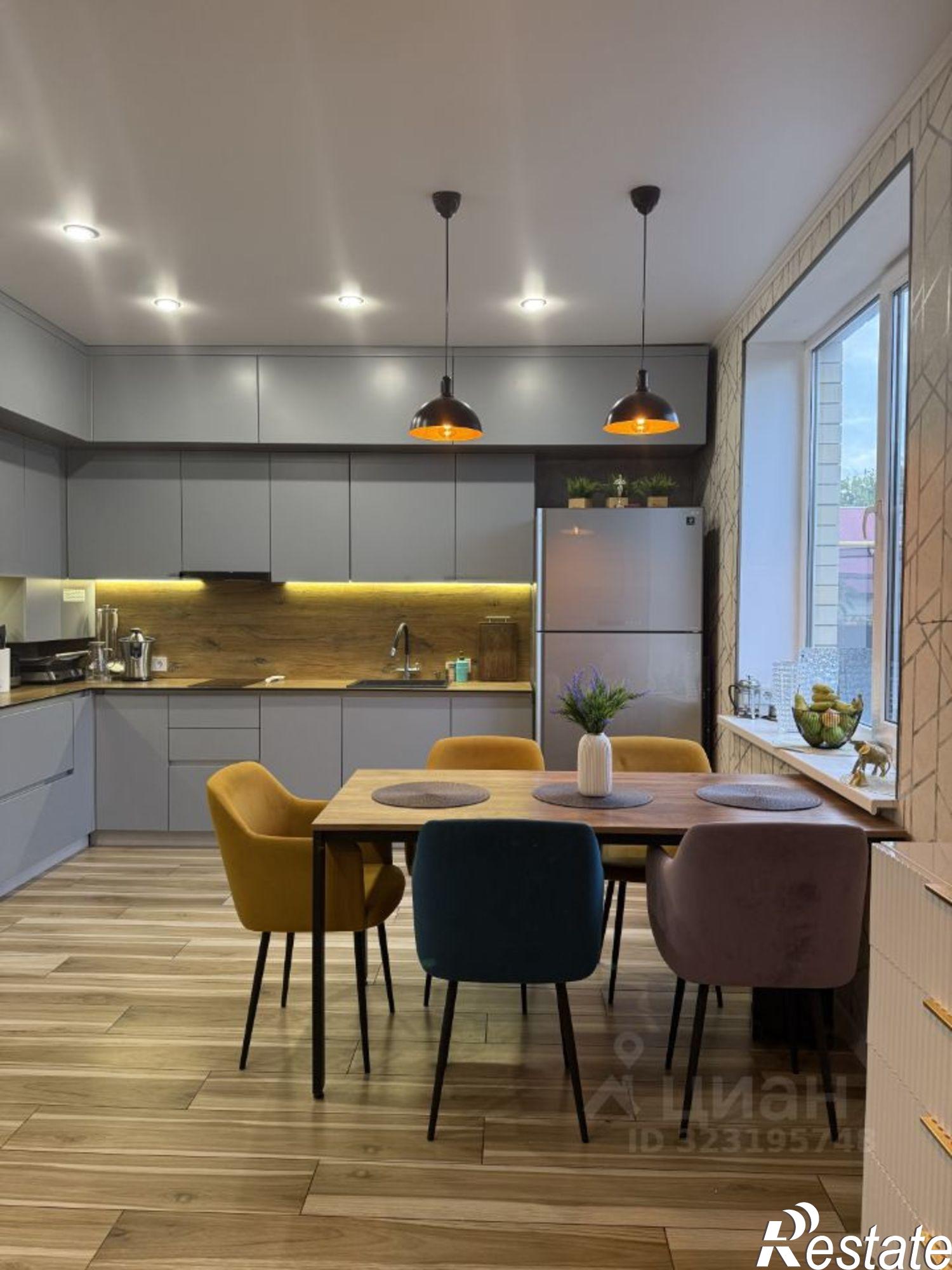 Купить дачу, дом, коттедж за 24 000 000 рублей на Северная улица, 15