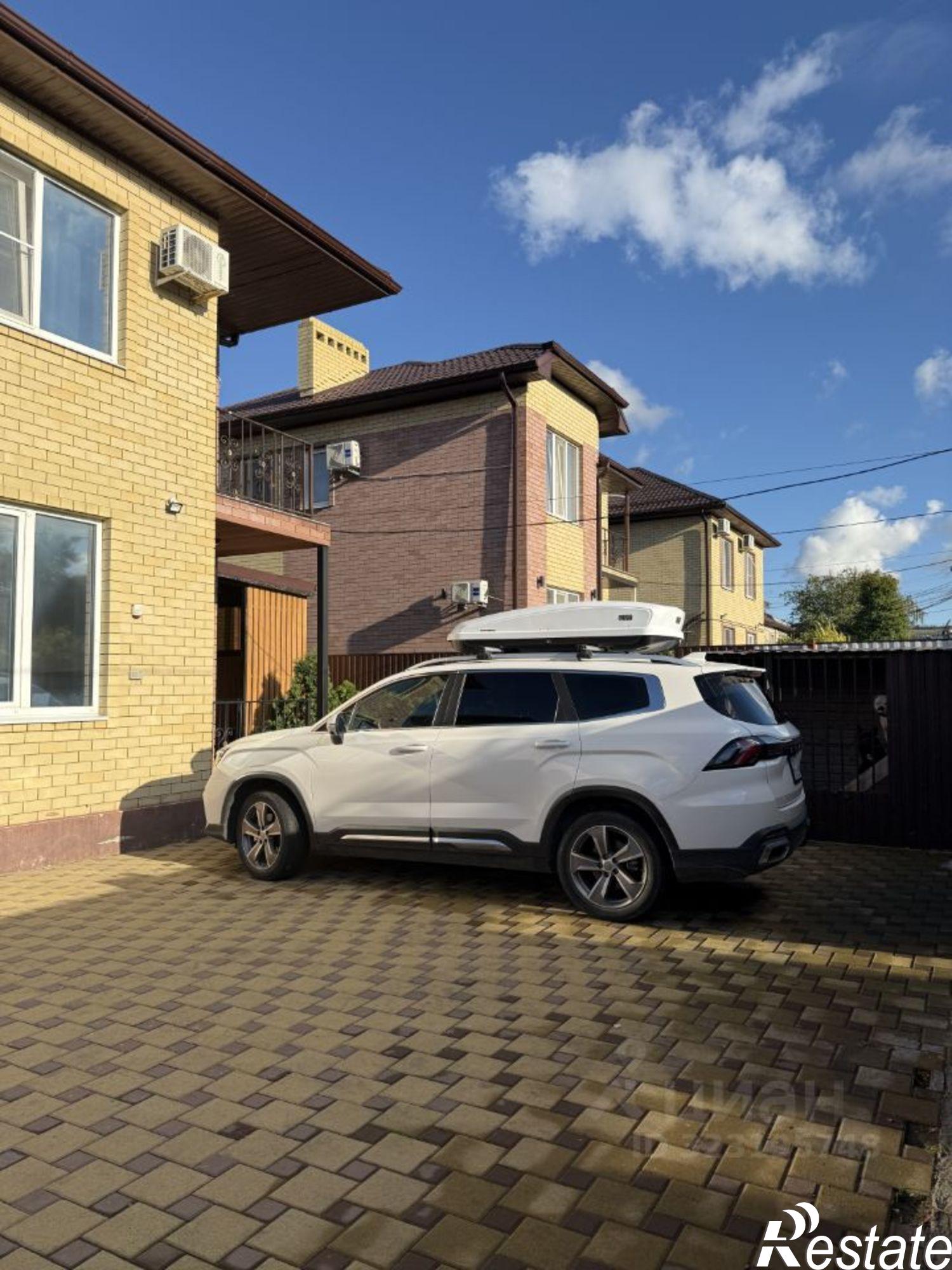 Купить дачу, дом, коттедж за 24 000 000 рублей на Северная улица, 15