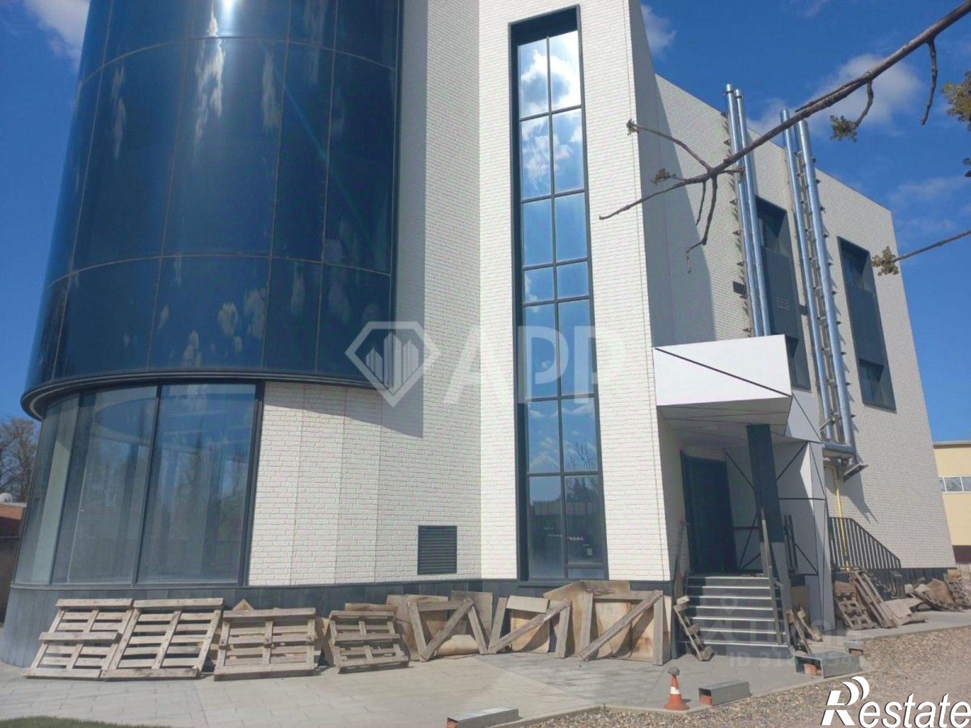 Сдать ОСЗ, отдельно стоящее здание за 1 765 000 рублей на ул Тихорецкая, 6