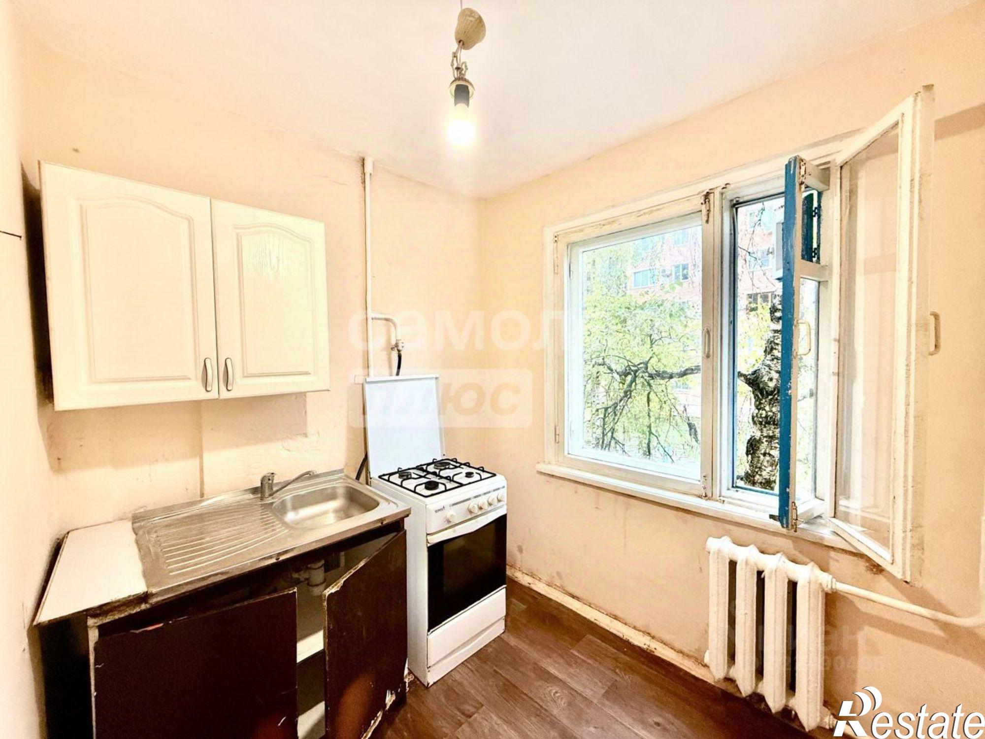 Купить квартиру за 2 700 000 рублей на Приморско-Ахтарский район