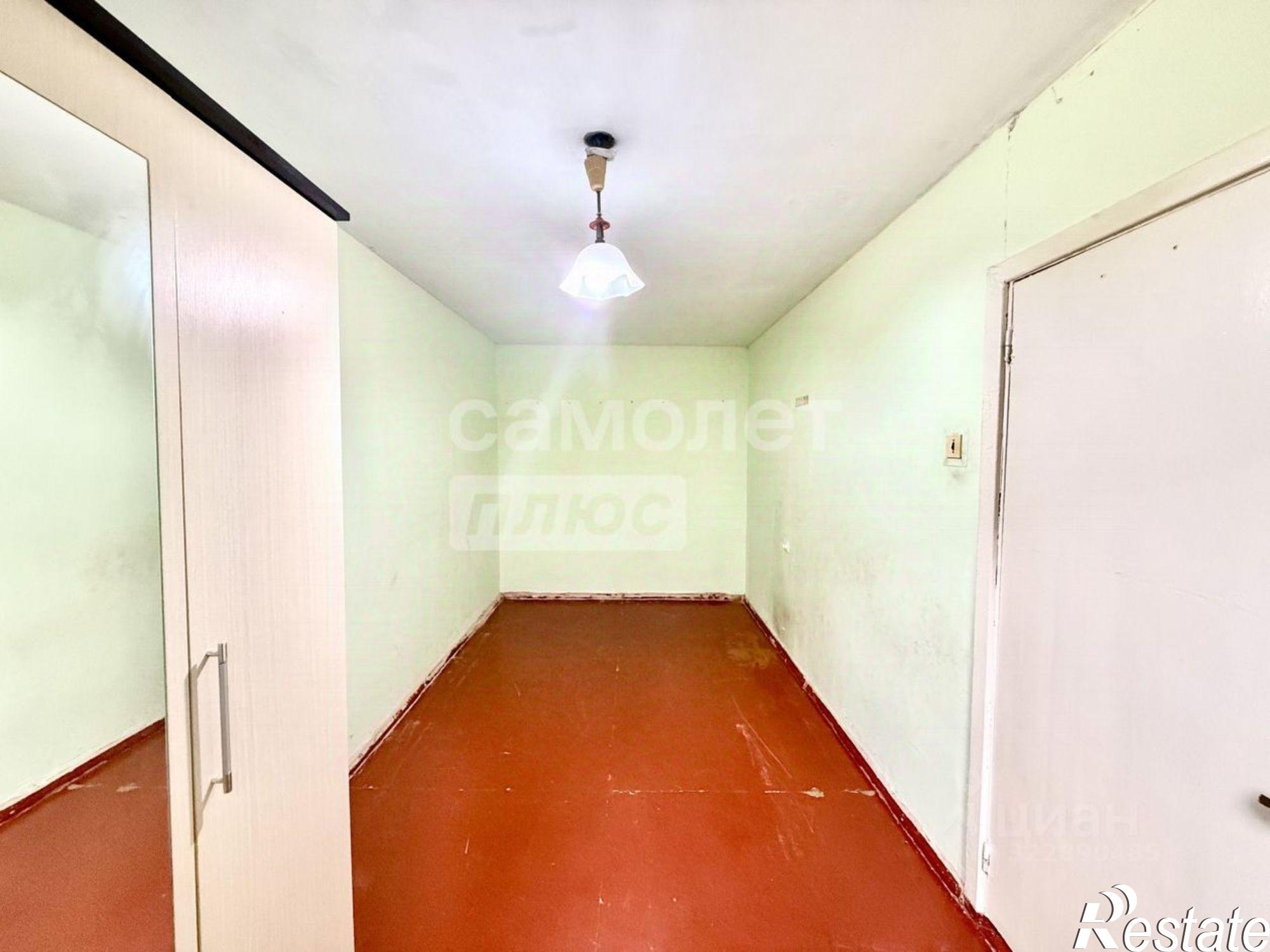 Купить квартиру за 2 700 000 рублей на Приморско-Ахтарский район